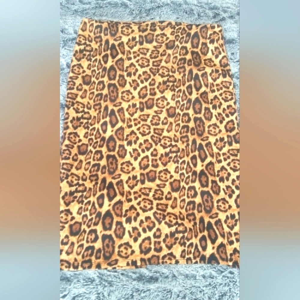 Sexy leopard skirt